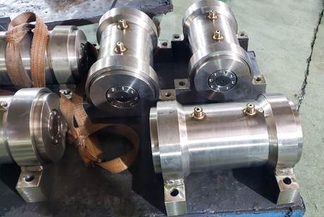 Actuator hidraulic rotativ din otel inoxidabil